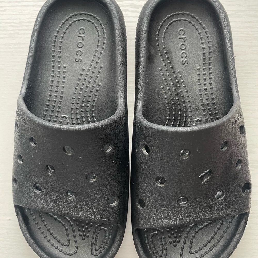 CROCS Black Sandals Slip-On Ventilated Design